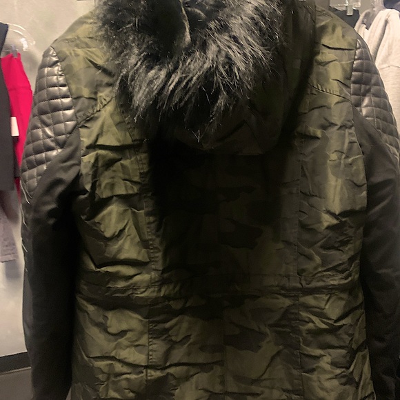 Blanc Noir Enfield Hybrid Camo Coat - Picture 5 of 8